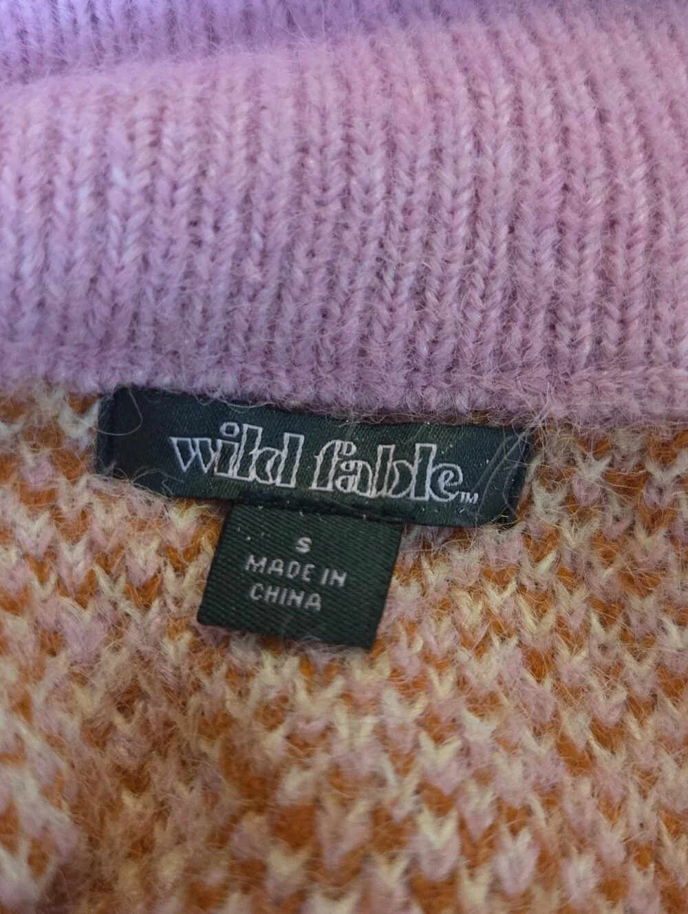 Wild Fable Pink and Peach Fuzzy Knit Sweater Size Small